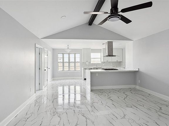 3rd image of 540 Brookmeade Dr