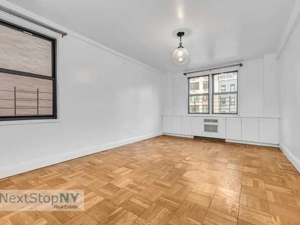 241 East 76th Street image 10 of 10