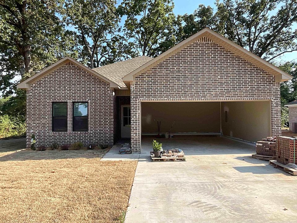 1st image of 125 Kayla Ln