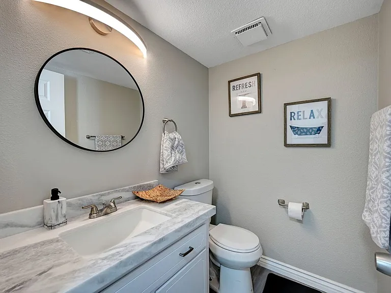 2247 Marlboro Dr — Photo 16