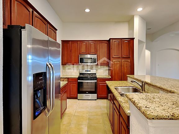3rd image of 21130 Natchez Crossing St