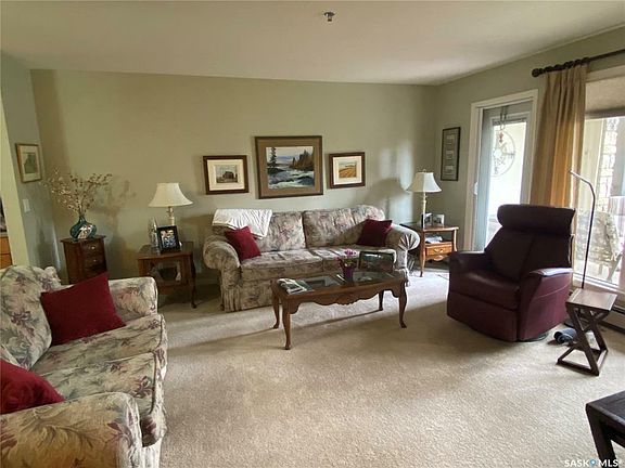 2nd image of 3605 Albert St #354