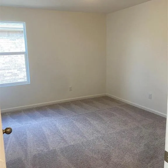 1905 Chapel Hill Rd — Photo 13