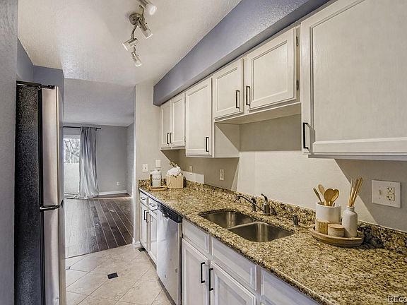 4th image of 1060 S Parker Road #25