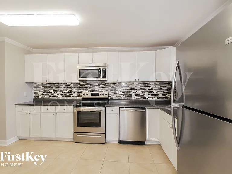 2108 Garland Ave — Photo 6