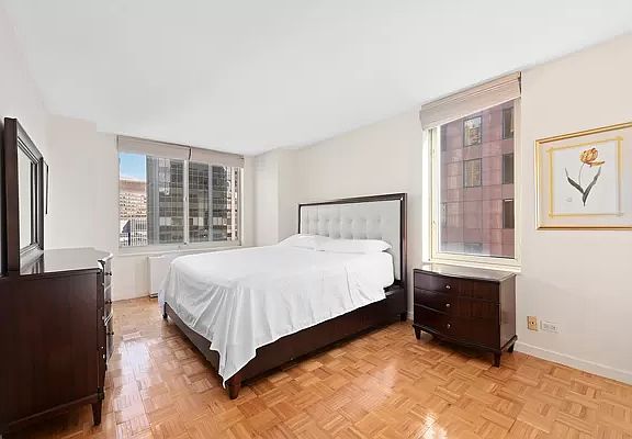 5th image of 145 E 48th St APT 29F