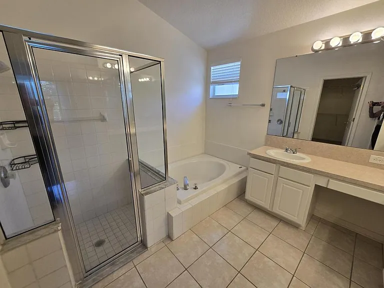 24505 Landing Dr — Photo 11