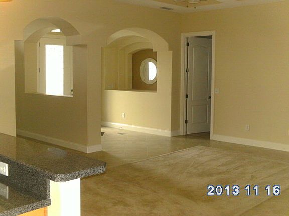 3rd image of 117 London Dr