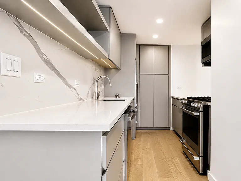 175 W 87th St #10A — Photo 8