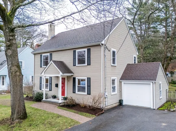 19 Eisenhower Ave, Natick, MA 01760