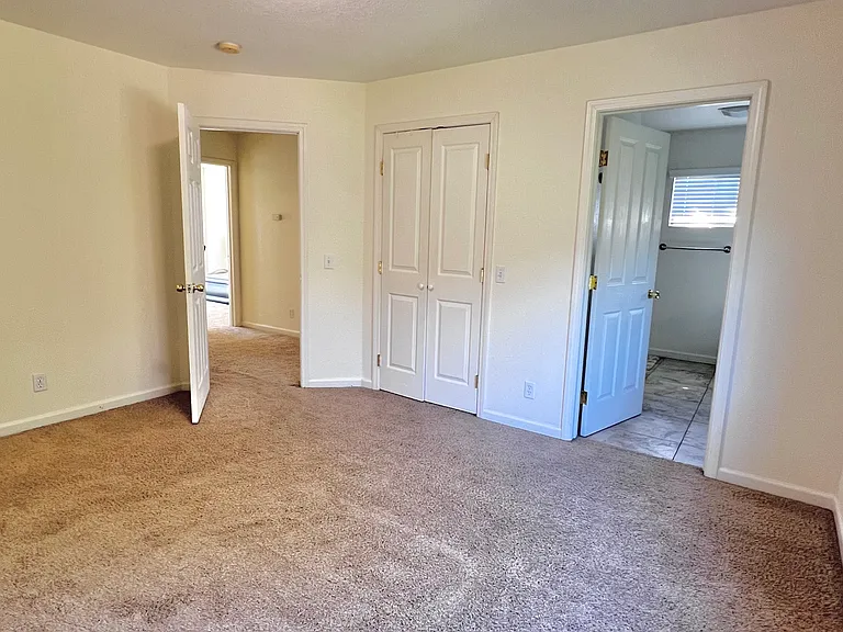 3202 Rockview Pl — Photo 7