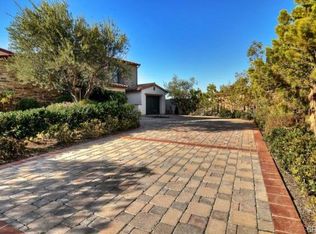 24 Arches, Irvine, CA 92603