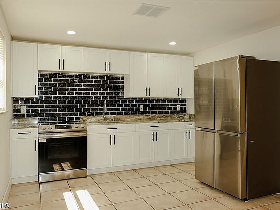 5th image of 2055 Braman Ave