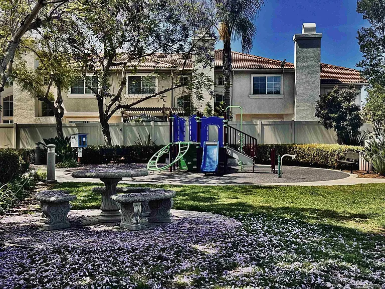 1259 Natoma Way #C — Photo 47