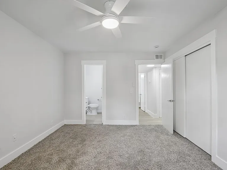 Chateau Apartments - Newly Renovated 1, 2 & 3-Bedrooms at 24th & Hillsboro Village — Photo 33