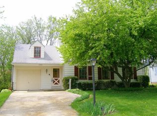 1285 Brandywine Cir, Batavia, IL 60510
