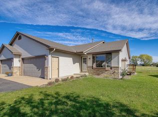1015 Tamarack Pl, New Richmond, WI 54017