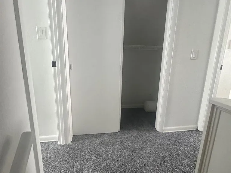 23307 Williams Ave — Photo 9