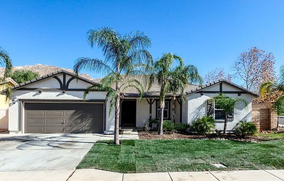 1st image of 3045 Gazania Dr