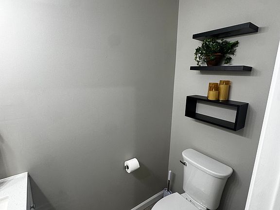 3rd image of 3147 Antrim Cir #3147