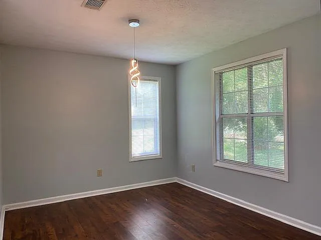 4970 Turtle Smt NE — Photo 6