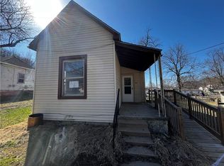 6312 S 3rd St, Saint Joseph, MO 64504
