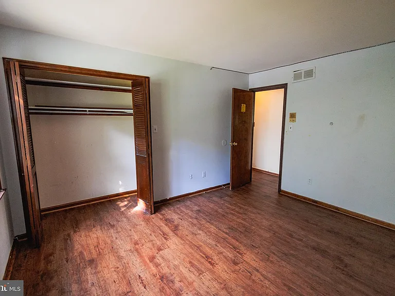 213 Laurel Ave #B — Photo 14