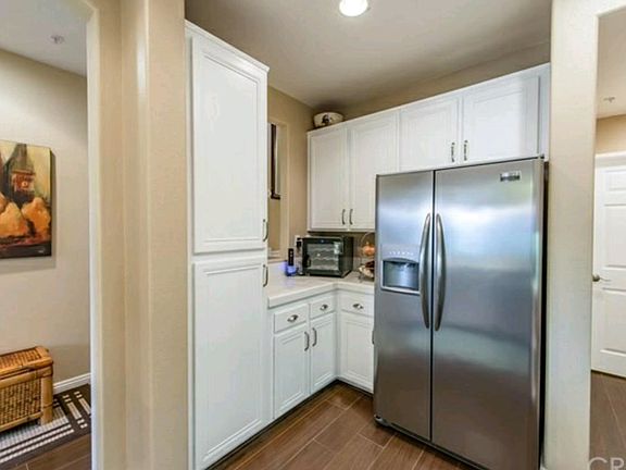 3rd image of 28206 Canterbury Ct