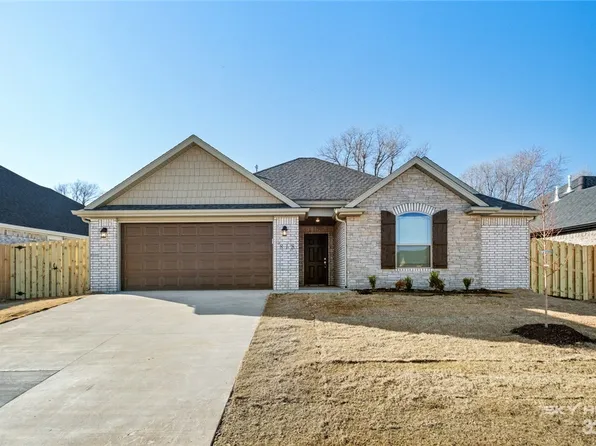 818 Copper St, Lowell, AR 72745