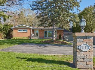 1711 Highway 2 St, Clarington, ON L1E 2R5