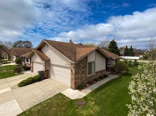38805 Windmill Pointe W #48, Clinton Township, MI 48038