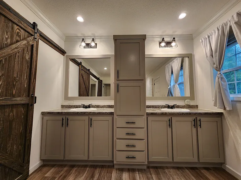 180 Christensen Rd — Photo 19