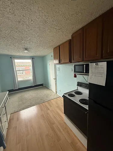 30 College Ave Photo 1