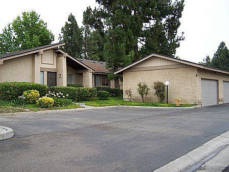 1st image of 632 Kumquat Way