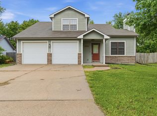 2508 Charolais Ln, Manhattan, KS 66502