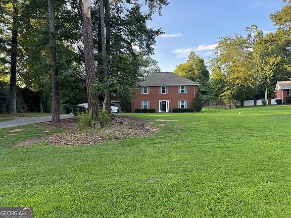 5th image of 760 Kings Crest Ct