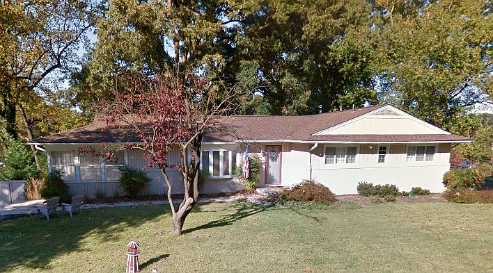 1st image of 1040 Sun Valley Dr