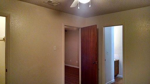 4th image of 1609 N Main St APT F