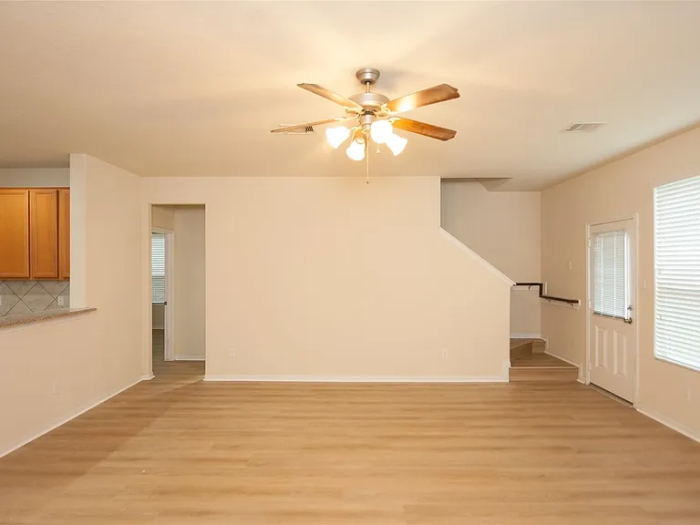 18519 Each Elm Way — Photo 9