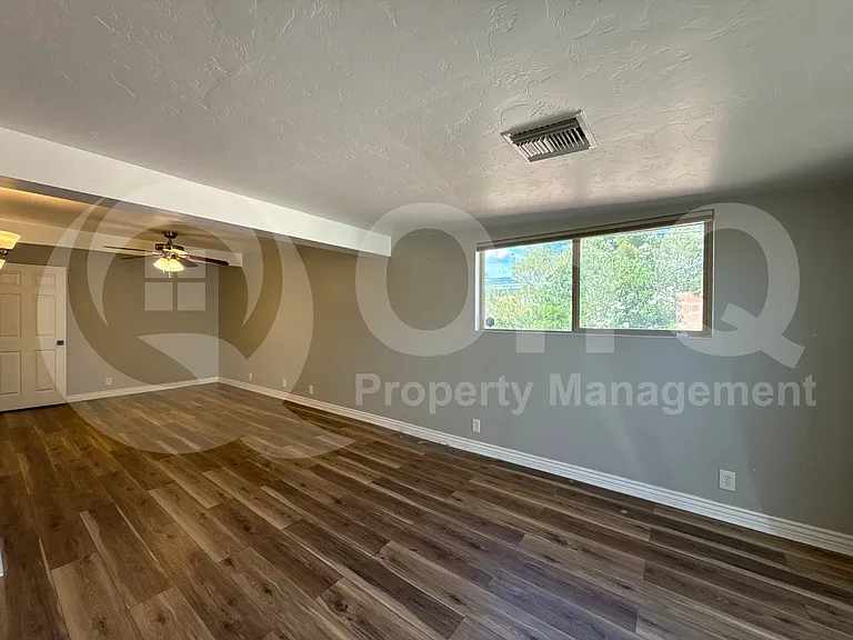 7408 E 29th St — Photo 25