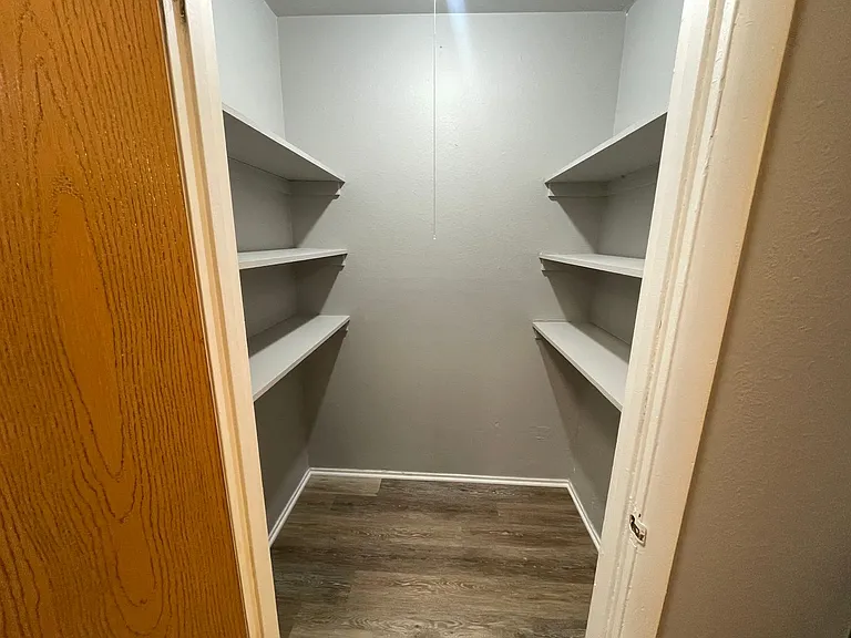 Garden Ridge Apartments — Photo 50