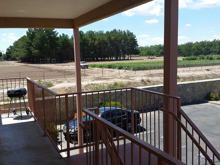 2300 Stern Dr #220 — Photo 11