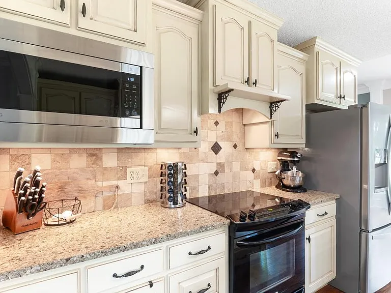633 Thompson Mill Rd — Photo 20