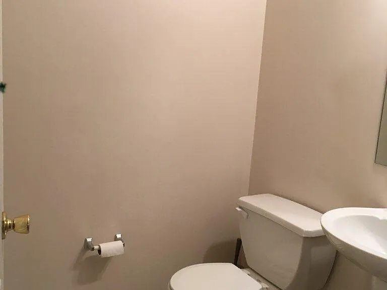35 Hemlock Dr — Photo 8