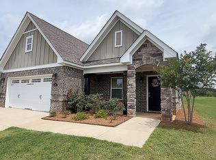 186 Blasted Rock Rd, Auburn, AL 36830