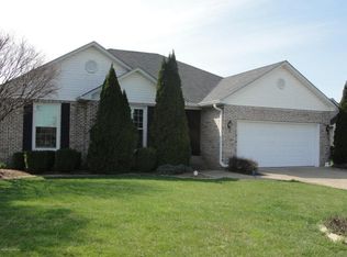 4800 Red Dawn Dr, Louisville, KY 40216