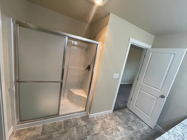 1903 Ahlers Ave #1 — Photo 21