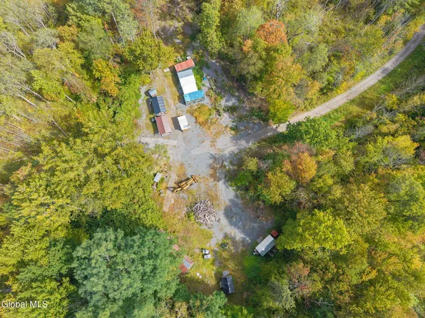 332 Hammondtown Road, Amsterdam, NY 12010