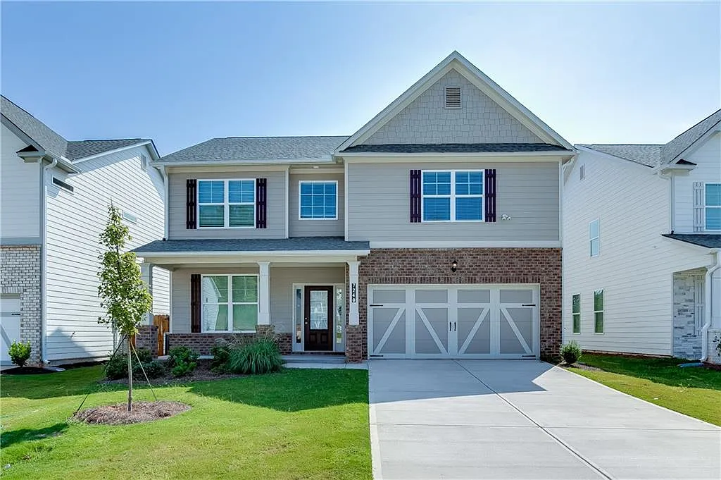 5 bed, 3.5 bath, 2562 sqft, $2,750 — Photo 1