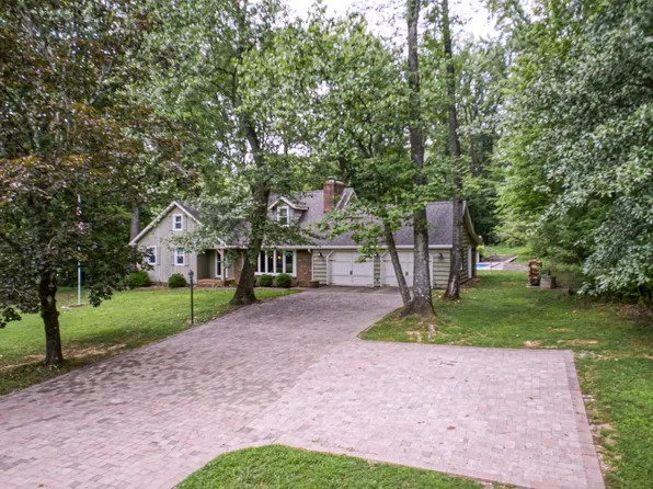 502 E Zimmerman Dr, Princeton, IN 47670